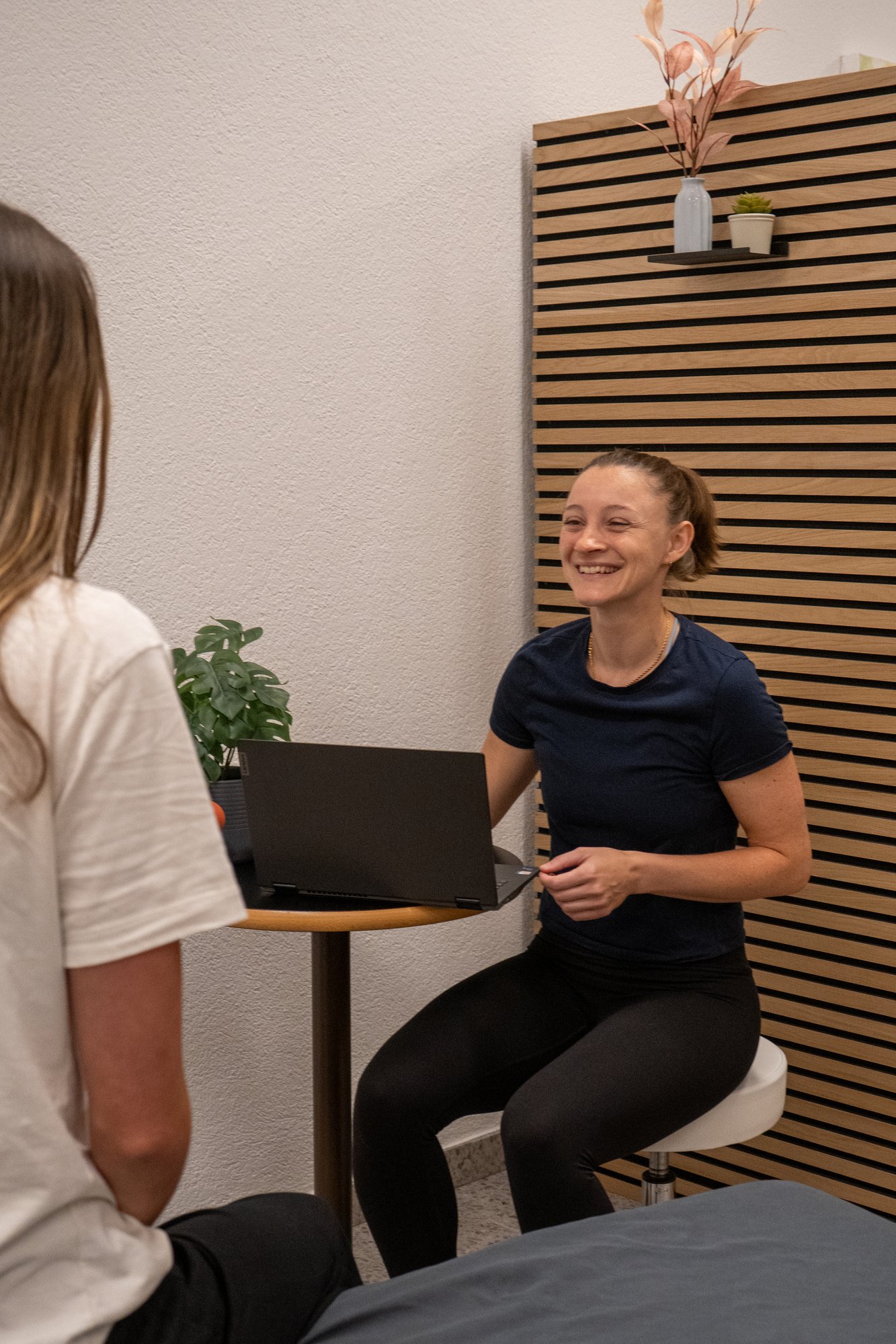 manuelle Lymphdrainage in der Schwangerschaft geschwollene Beine